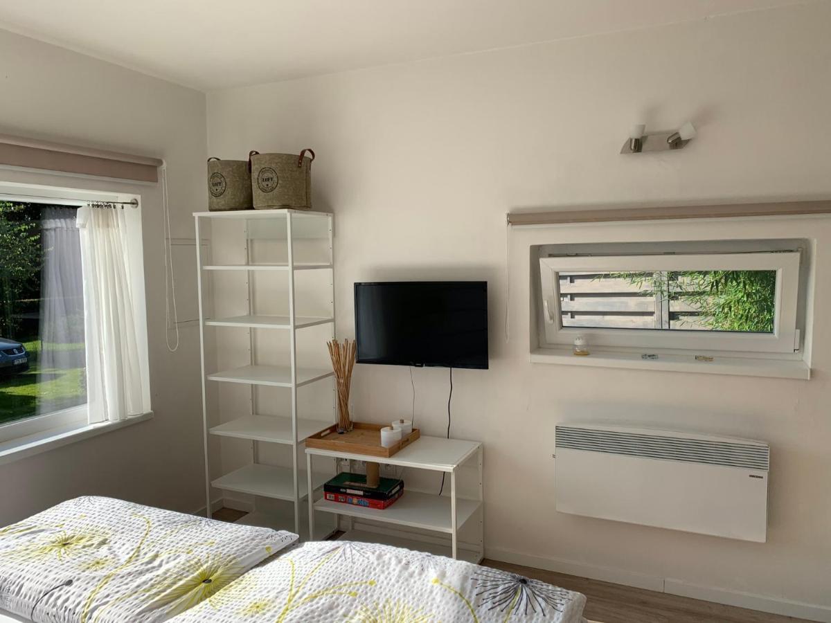 Studiovy Apartman V Zahrade Police nad Metují المظهر الخارجي الصورة
